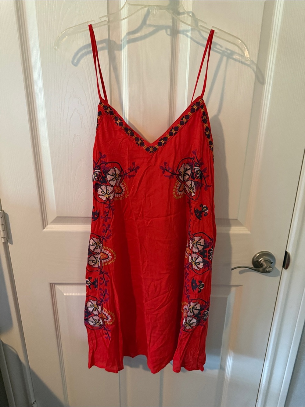 entro Red Embroidered Spaghetti-Strap Mini Dress